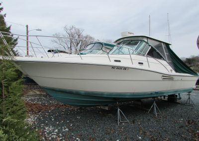 1999 Pursuit 30′ 3000 Express Asking $49,900.00